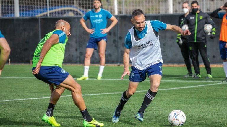 La SD Huesca afronta una semana clave para un choque decisivo ante el Elche CF