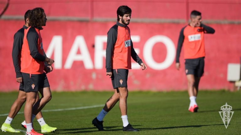 Marc Valiente: «El Real Zaragoza tiene equipo para cotas más altas»