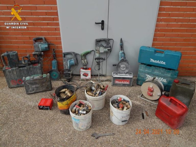 La Guardia Civil detiene a 3 personas tras cometer un robo en el interior de una empresa de Cuarte de Huerva