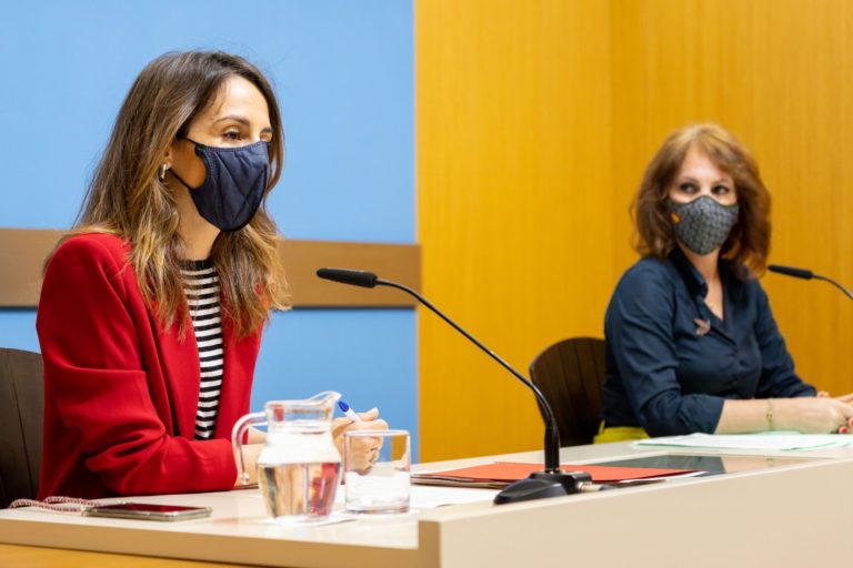 El Ayuntamiento de Zaragoza aplaza la devolución de los microcréditos