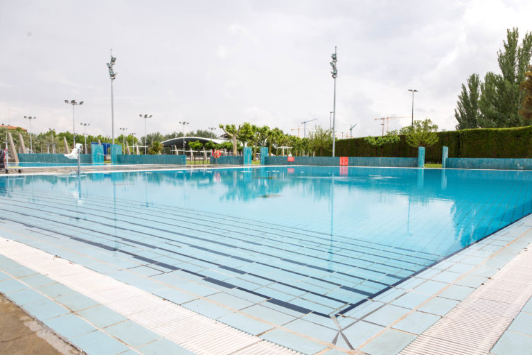 La Entrada a las piscinas municipales se podrá adquirir este verano a través del móvil