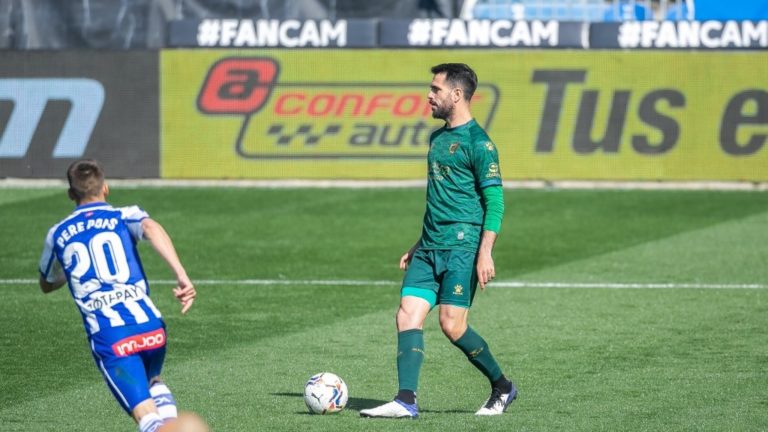 Pablo Insua sufre una rotura del ligamento cruzado anterior de la rodilla derecha