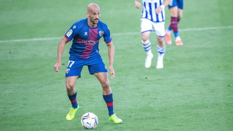 Mikel Rico renueva con la SD Huesca una temporada más, hasta 2022