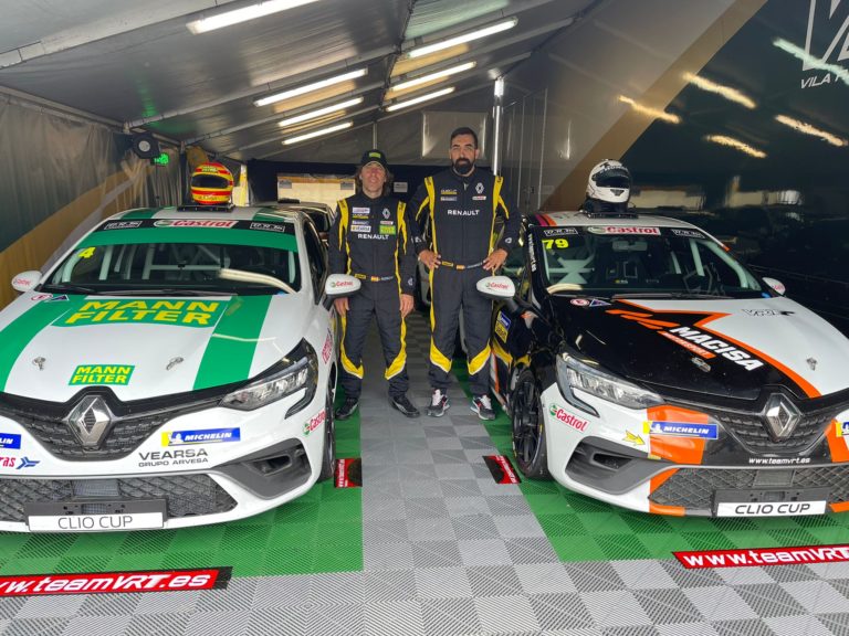 Javier Cicuéndez y Joaquín Rodrigo inician su participación en la Clio Cup España en Magny Cours