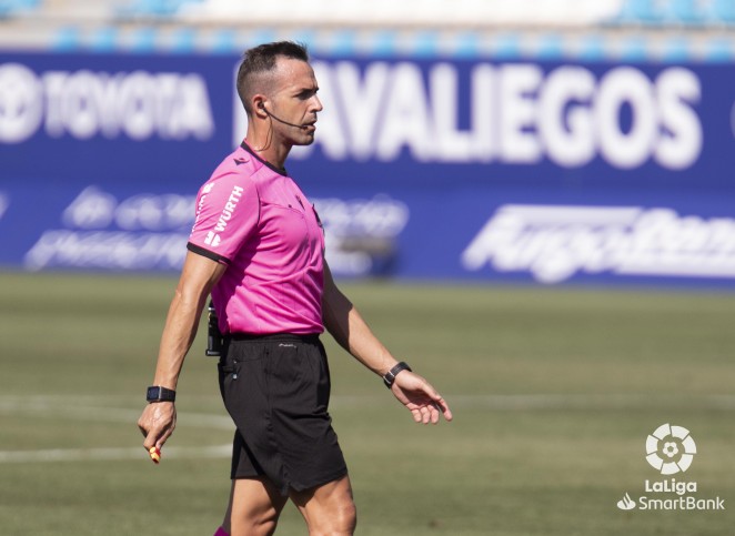 Gálvez Rascón dirigirá el encuentro entre el Tenerife y el Real Zaragoza