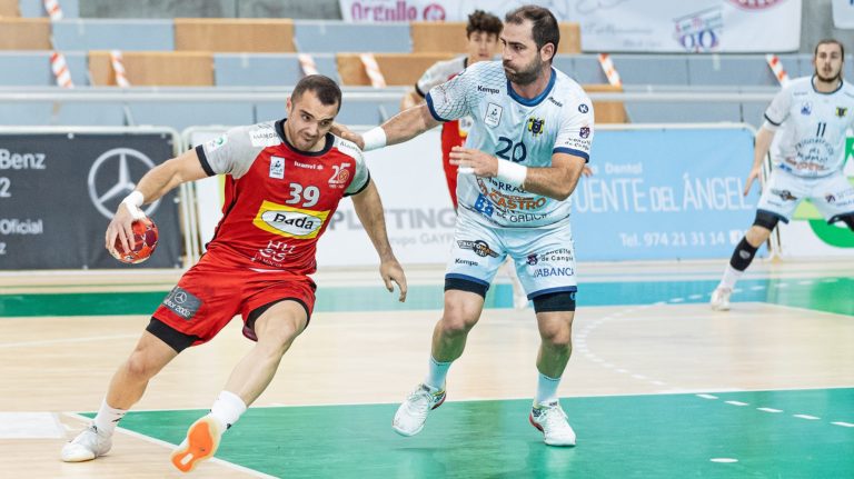 Bada Huesca continúa en racha y supera al Frigoríficos Morrazo (35-23)