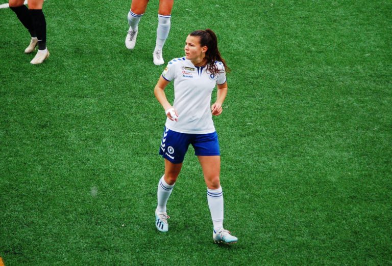 Nora y Carol serán homenajeadas en el encuentro del Zaragoza CFF