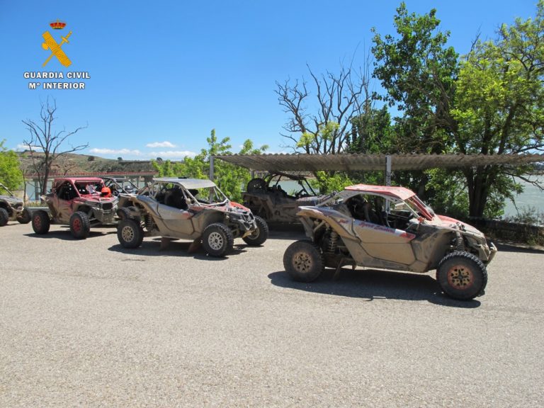 El SEPRONA de la Guardia Civil realiza varias denuncias por circular vehículos a motor por pistas forestales incumpliendo la normativa vigente