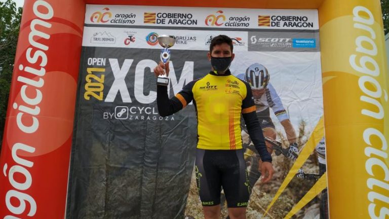 Iván Romero y Eva Elbaile, vencen en la VI Hércules Extreme Moncayo BTT