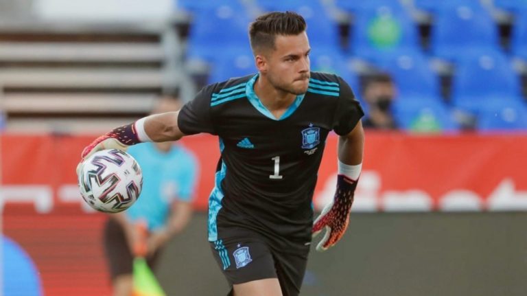 Álvaro Fernández, primer jugador de la SD Huesca en debutar con la Selección Española