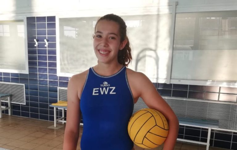 Andrea Sariñena, convocada para la concentración previa al Campeonato de Europa cadete femenino de waterpolo