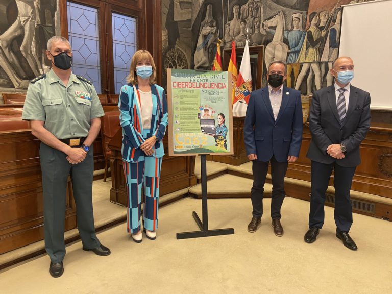 El Gobierno, la DPZ y la Guardia Civil lanzan una ‘Guía de prevención’ para evitar las estafas tecnológicas