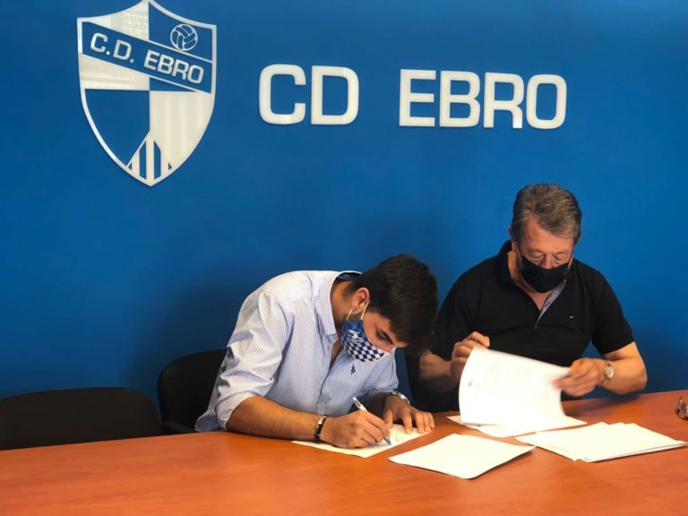 Rubén Cebollada se incorpora al primer equipo del CD Ebro tras su gran campaña en el DHJ