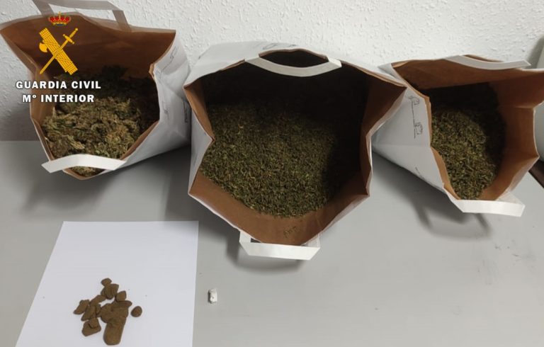 La Guardia Civil desmantela un activo punto de venta de drogas al menudeo en Caspe