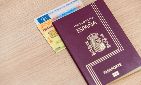 España concedió la nacionalidad por residencia a 80.148 personas en 2020