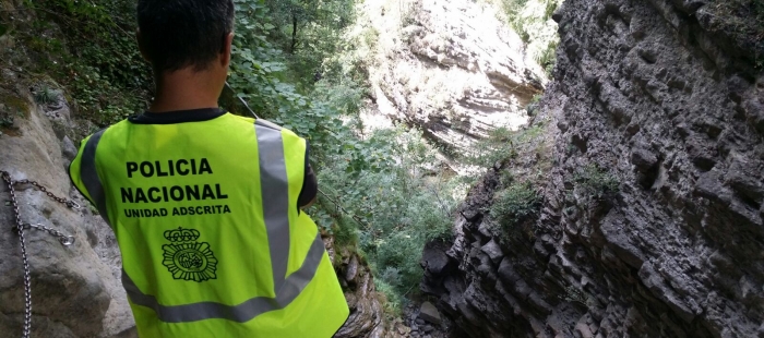 La Unidad de Policía Adscrita inicia las inspecciones en torno al turismo de aventura en Huesca