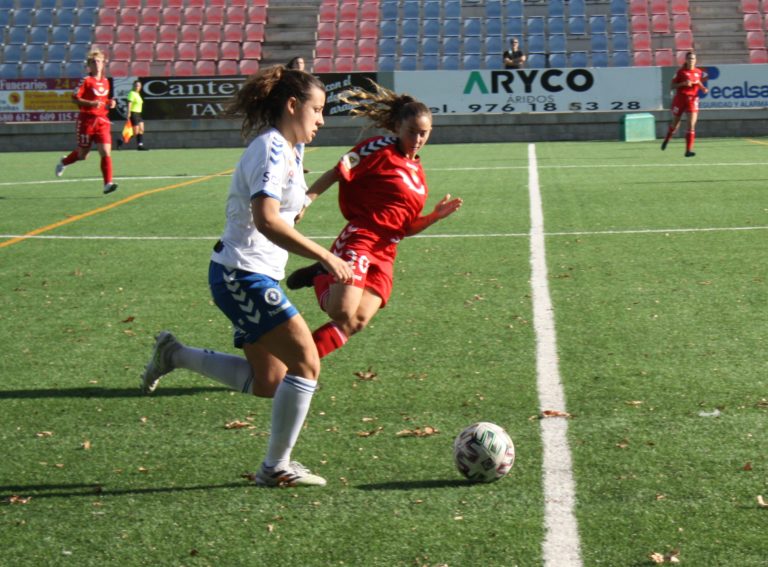 Marta Valero continuará esta temporada en el Zaragoza CFF