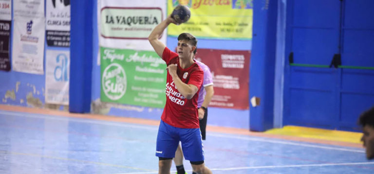 El extremo izquierdo Ian Moya, nuevo fichaje del Bada Huesca