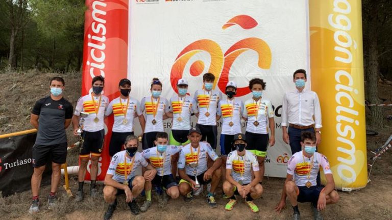 Isabel Montañés y Javier López se coronan como campeones aragoneses de BTT XCO 2021