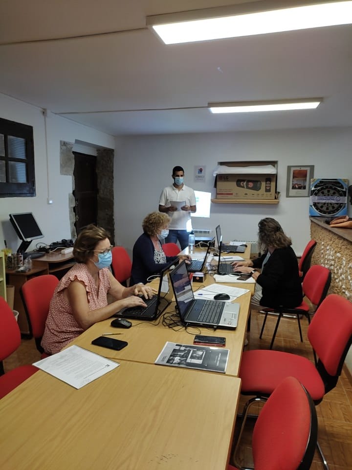 Cinco Villas impulsa cursos para el manejo de tics en siete municipios cincovilleses