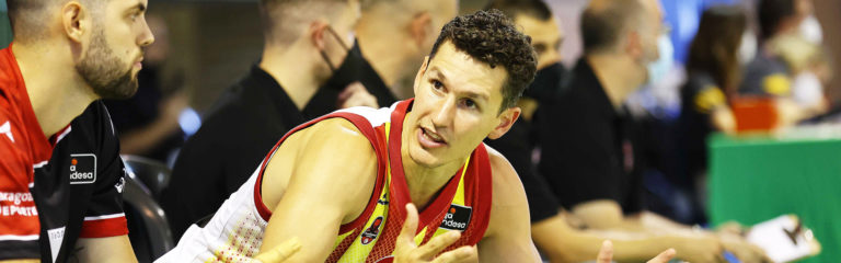 El Casademont Zaragoza arranca su pretemporada con una victoria ante BAXI Manresa (72-71)