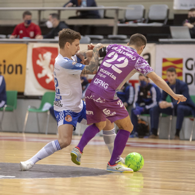 Ángel Claudino refuerza la plantilla del Fútbol Emotion Zaragoza