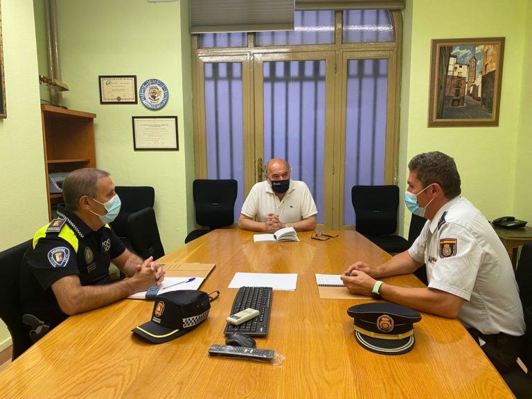 Reunión de seguridad para organizar el dispositivo que evite celebraciones con motivo de San Roque