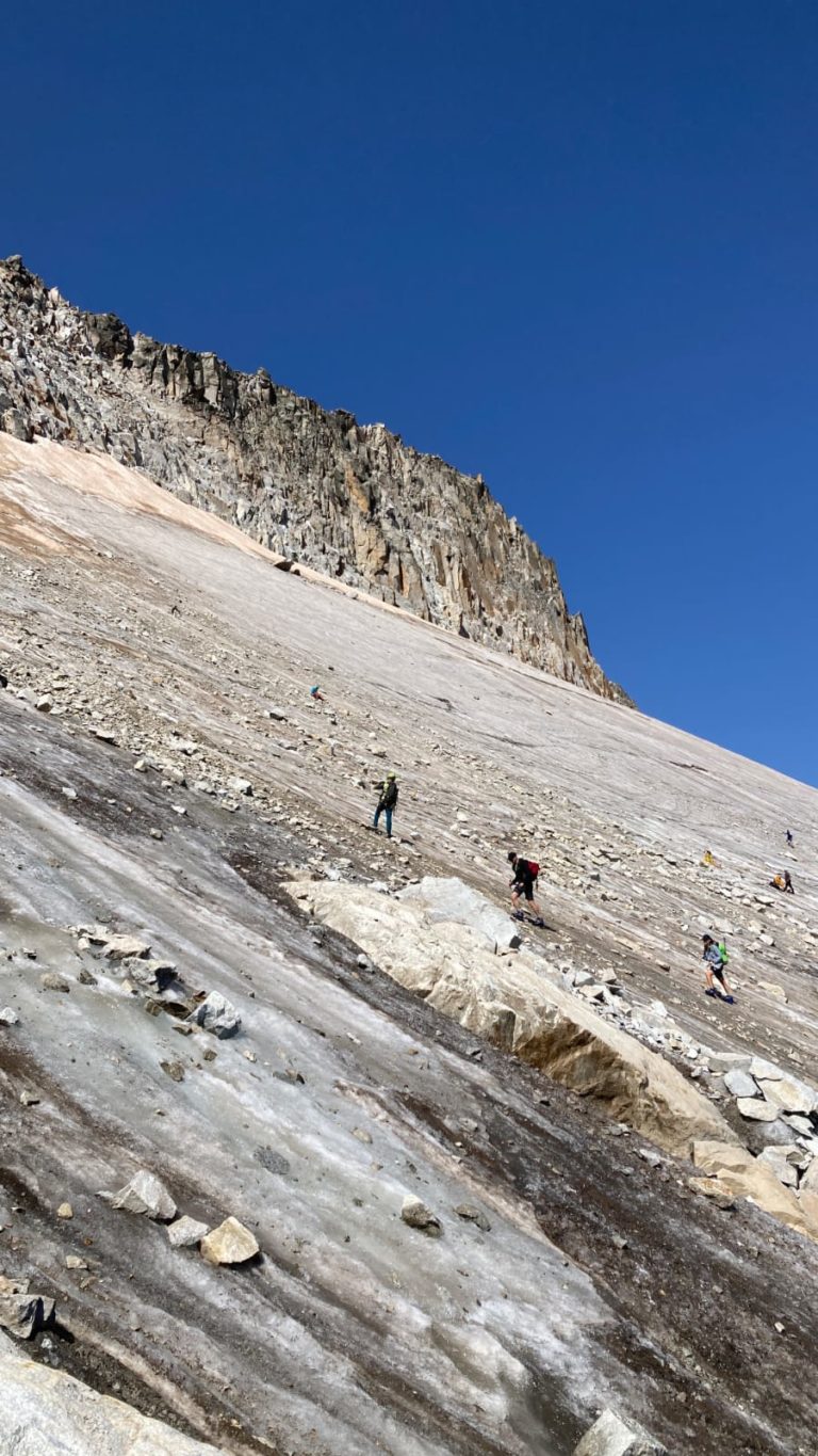 El puente de agosto se cierra con una veintena de rescates en Pirineos