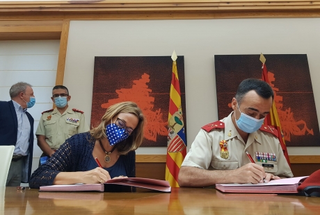 Mayte Pérez destaca la “labor entregada y comprometida” desarrollada por el Ejército durante la pandemia