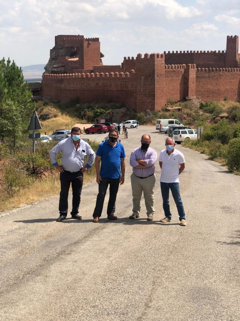 La DPT avanza en la mejora de los accesos a Peracense y su castillo con las obras en la vía desde Rodenas