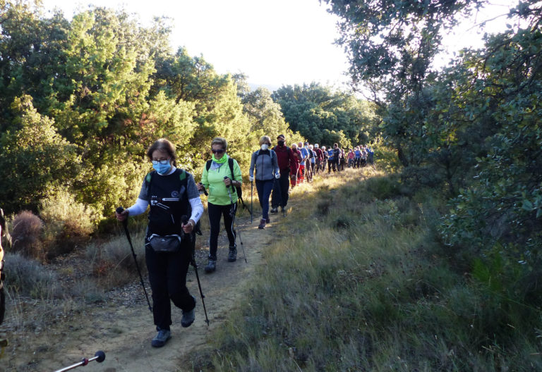 La Federación Aragonesa de Montañismo anima a celebrar el Día del Senderista de Aragón