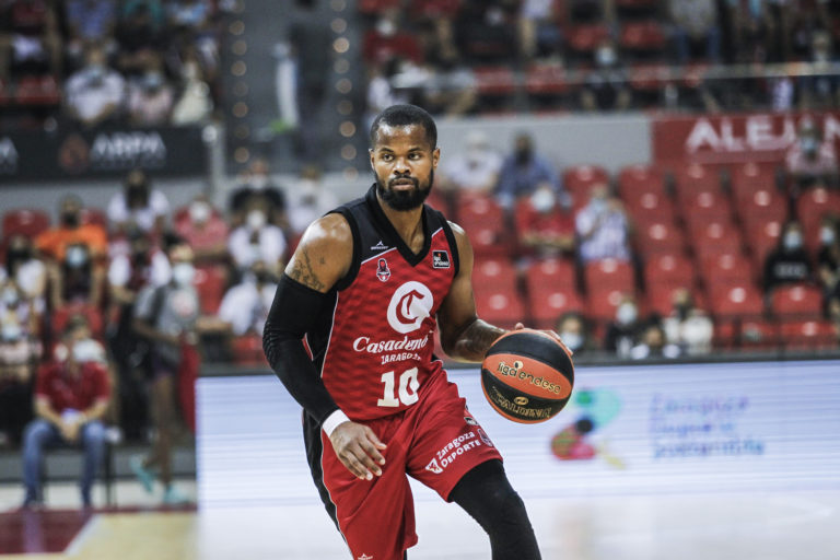 Omar Cook sufre un esguince en su rodilla derecha en el ligamento lateral interno