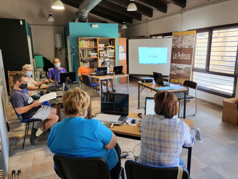 Prosiguen, tras el parón, los talleres para la difusión de las nuevas tecnologías en las Cinco Villas