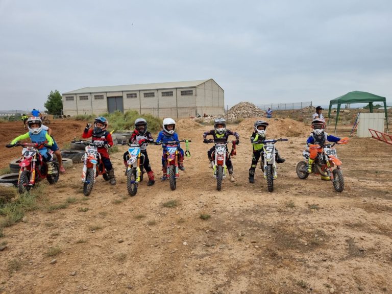Torres y Romero pleno de victorias en el Regional de MotoCross celebrado en Quinto