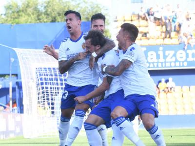 El Real Zaragoza consigue su primera victoria en Liga tras remontar ante el Alcorcón (1-2)
