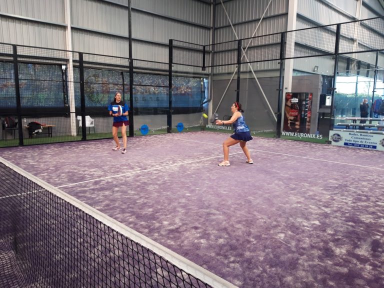 La primera edición del torneo de pádel ‘Valientes’ recauda más de 5.000 euros para la lucha contra el cáncer infantil