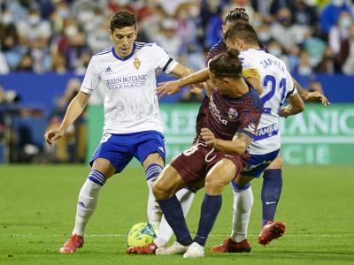 El Real Zaragoza empata ante la SD Huesca y ya es el quinto encuentro consecutivo en el que suma un solo punto (0-0)
