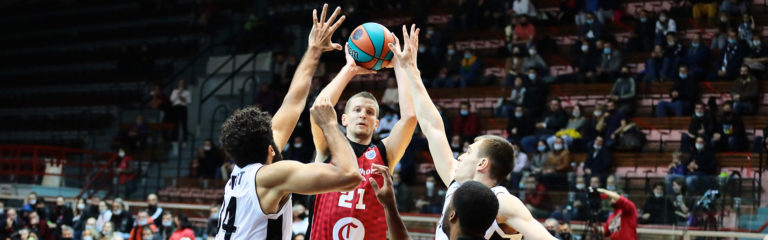 Casademont Zaragoza sigue cuesta abajo y suma una nueva derrota, la primera en la FIBA Europe Cup (100-80)