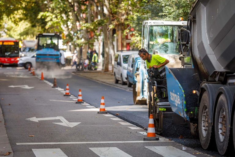 Nueva inversión de 600.000 € en el plan extraordinario de asfaltado de 20 calles de la ciudad