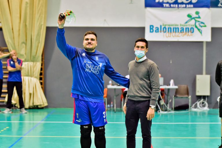 La victoria en casa ante Easygas Urduliz da oxígeno a Balonmano Tarazona (27-21)