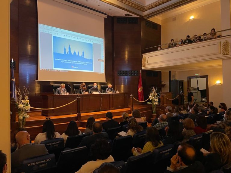 María Navarro inicia reuniones informativas sobre el nuevo criterio en la gestión del Impuesto del Plusvalía con los Colegios Profesionales