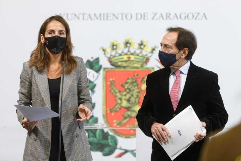 El Ayuntamiento de Zaragoza y ADEA firman un convenio para contribuir a la dinamización y proyección de la ciudad