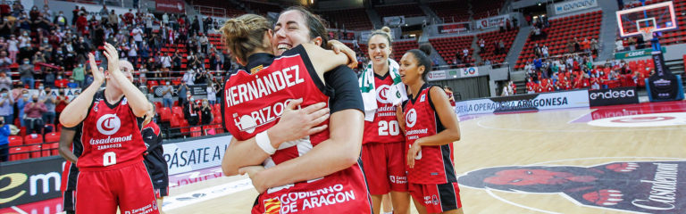 Un triple en los últimos segundos de Vega Gimeno supone el quinto triunfo para Casademont Zaragoza (58-57)