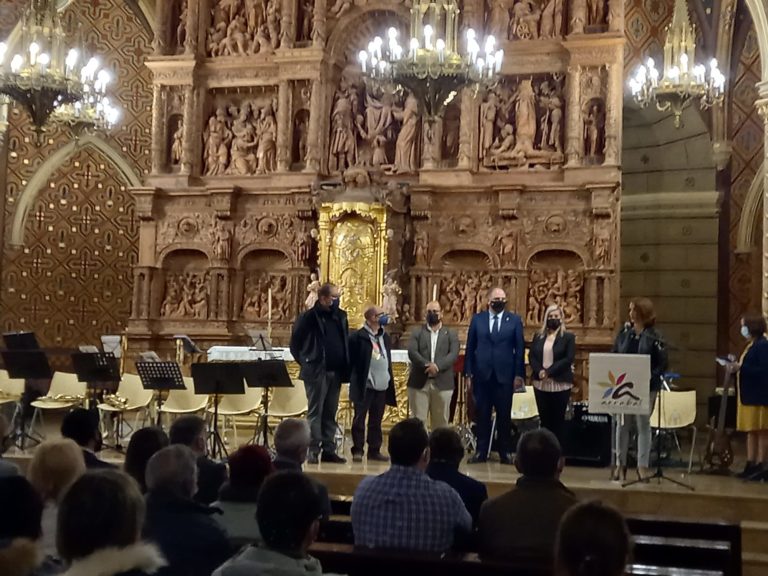 Los barrios del Arrabal de Zaragoza y Teruel se hermanan a través de un concierto