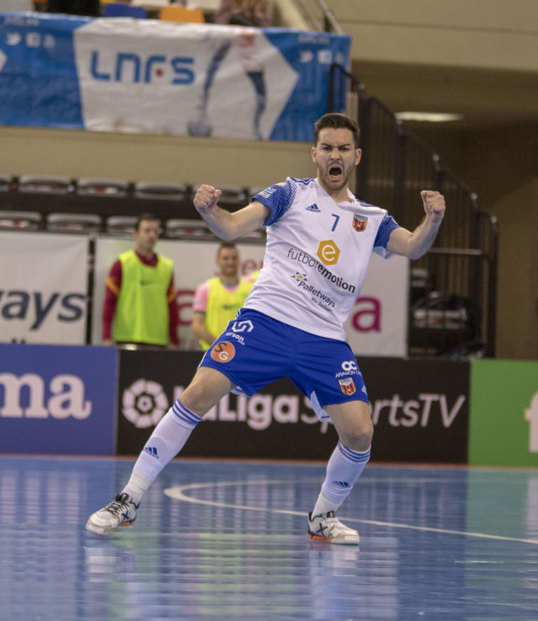 Futbol Emotion Zaragoza pierde a una pieza clave de su equipo