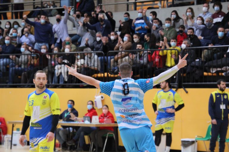 La victoria ante Barakaldo mantiene al Sugraf Zaragoza en la tercera plaza (38-25)