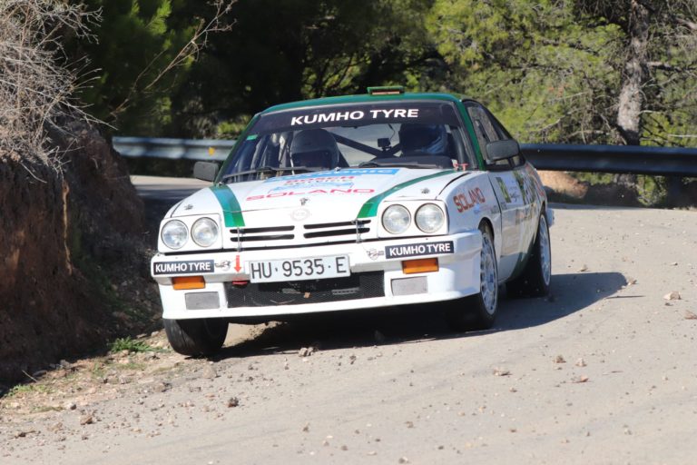 Ismael Pina y Carlos Serrano, los mejores aragoneses en el Rallye de Valencia