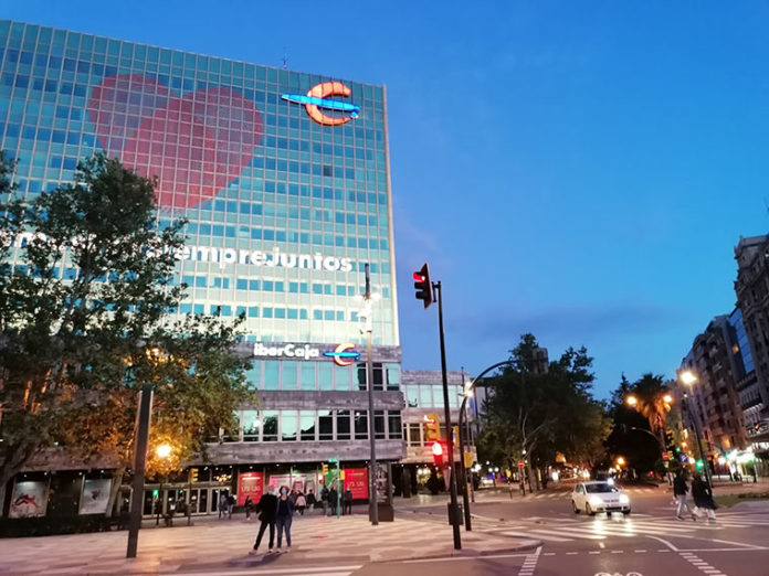 Edificio-Ibercaja-de-Zaragoza