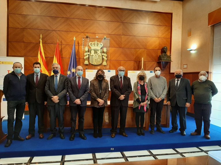 El Ministerio de Agricultura firma dos convenios para invertir 35,51 millones de los fondos de recuperación en obras de modernización de regadíos en Aragón