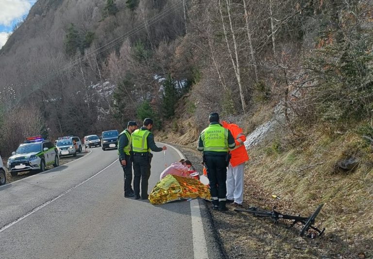 Atropello de un ciclista en la A-136